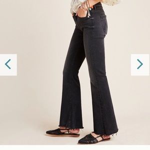 MOTHER the weekender mid-rise bootcut jeans 25